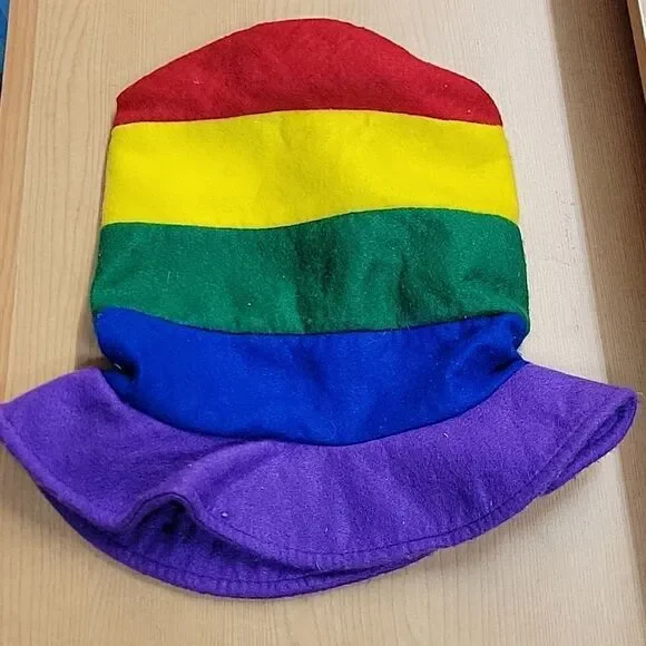 Rainbow color accessories.Hat, wigs, lashes, nose, teeth PRIDE, PARADE FUN - Picture 5 of 6